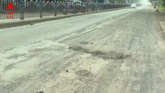 খানাখন্দে ভরা তারাতলা থেকে জিঞ্জিরা বাজার যাওয়ার রাস্তা, ছোট গাড়ি যেতে গেলেই হেলে যাচ্ছে একদিকে