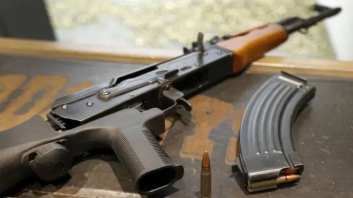 Cold, sand, heat, mud this rifle can cope with them all. Even if it is not cleaned for months, AK-47 works easily. The Soviet Union produced this gun on a large scale and shared its blueprint by selling guns to the friendly countries.