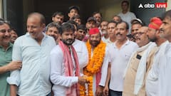 Bhadohi News: नैनी जेल से बाहर आए सपा विधायक जाहिद बेग, योगी सरकार पर जमकर बोला हमला