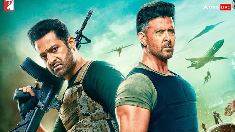 'वॉर 2' एक्टर जूनियर NTR से 62 गुना अमीर हैं ऋतिक रोशन, नेटवर्थ में हजारों करोड़ का है अंतर