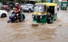 Kolkata Weather Update: বৃষ্টি যেন থামছেই না! বৃহস্পতিবার থেকেই বড় বদল আবহাওয়ার, আর কতদিন দুর্যোগ?