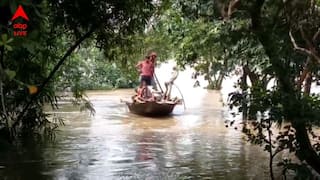 Birbhum News: রাস্তার উপর দিয়ে বইছে নদী ! যাতায়াতের একমাত্র ভরসা নৌকা, নদীবাঁধে অসংখ্য ফাটল, আতঙ্কে স্থানীয়রা