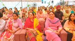 'ਆਪ' ਦੇ ਦਫਤਰ 'ਚ ਮਨਾਇਆ ਗਿਆ ਤੀਆਂ ਦਾ ਤਿਉਹਾਰ, CM ਮਾਨ ਦੀ ਭੈਣ ਵੀ ਪੁੱਜੀ