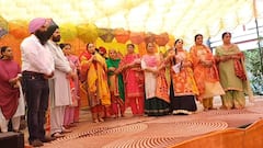 ਆਮ ਆਦਮੀ ਪਾਰਟੀ ਦੇ  ਦਫਤਰ 'ਚ ਮਨਾਇਆ ਗਿਆ ਤੀਆਂ ਦਾ ਤਿਉਹਾਰ, ਦੇਖੋ ਖੂਬਸੂਰਤ ਤਸਵੀਰਾਂ