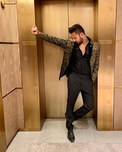 ब्लॉकबस्टर हिट रही थी पहली फिल्म, फिर भी बुरी तरह से फ्लॉप ‘टार्जन’ का ये डैशिंग हीरो, जानिए अब कहां हैं