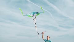 बैन चाइनीज मांझे से पतंग उड़ाई तो भी घर से उठा लेगी पुलिस, जानें कितनी मिलेगी सजा?