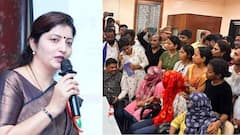 कोथरुडमधील प्रकरण तापलं, 'त्या' 3 तरुणींशी रुपाली चाकणकरांची चर्चा; नेमकं काय घडलं?