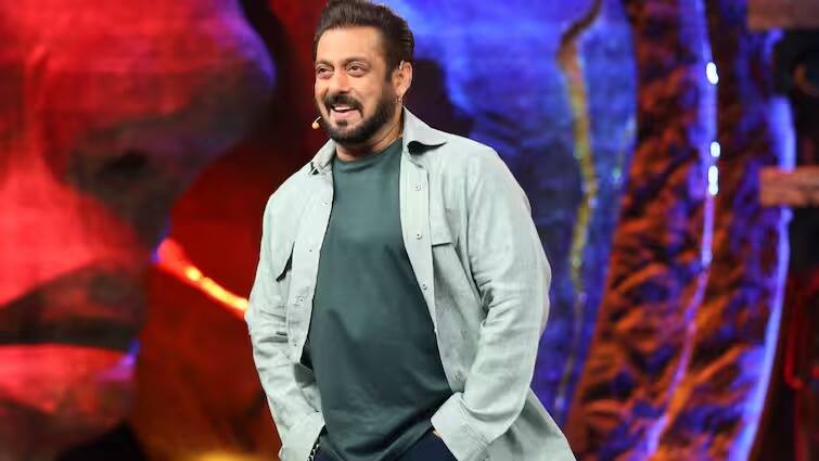 Colors TV, while sharing the promo of the show on its official Instagram handle, wrote in the caption, 'The government of family will be formed in Bigg Boss'. Due to which it is clear that this time the format of the show is going to be based on the theme of politics.