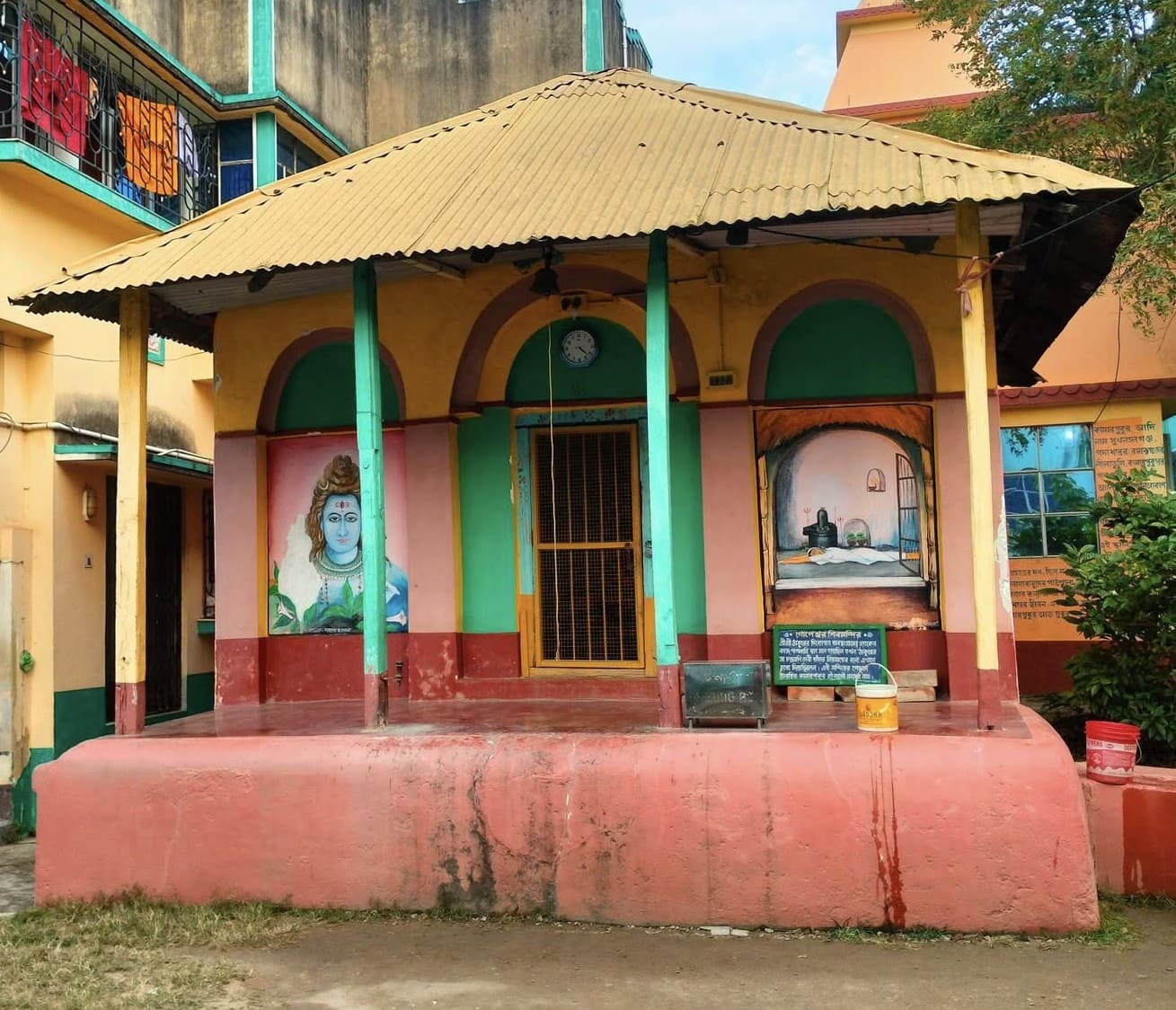 সন্তানের কল্যাণে শরণাপন্ন হয়েছিলেন মহাদেবের, শ্রীরামকৃষ্ণদেবের মায়ের শিবঠাকুর