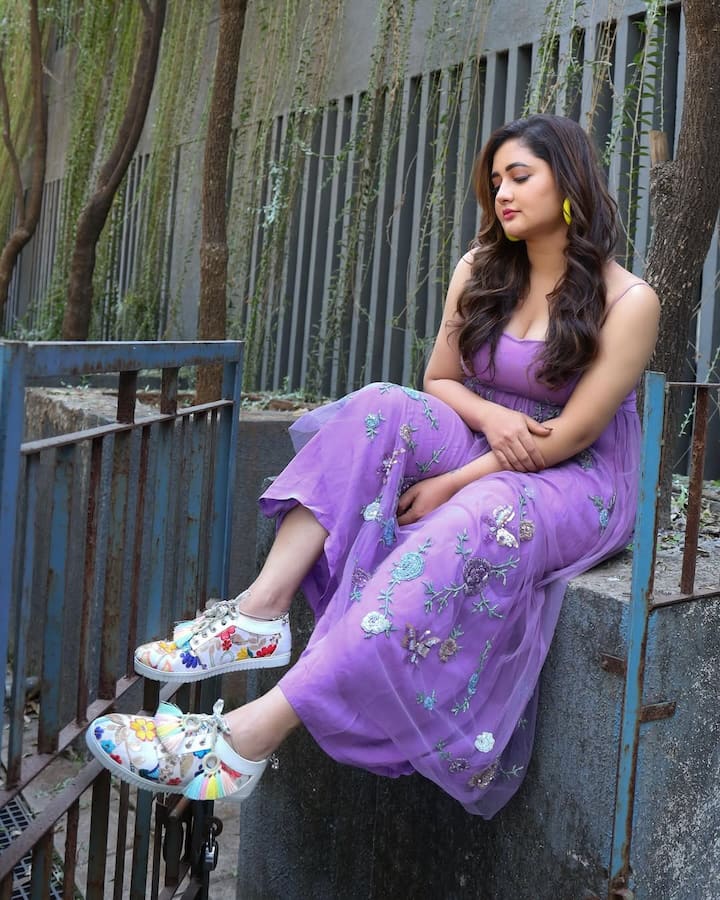 रश्मि ने बताया कि उनकी लाइफ में एक वक्त था जब काफी बुरे फेज से गुजरना पड़ा. एक्ट्रेस ने कहा कि उनका शो बंद हो गया था तो उन्होंने काफी बुरा वक्त देखा.