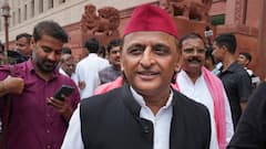 संजय निषाद की NDA से नाराजगी पर सपा ने कसा तंज, 2027 चुनाव को लेकर किया बड़ा दावा