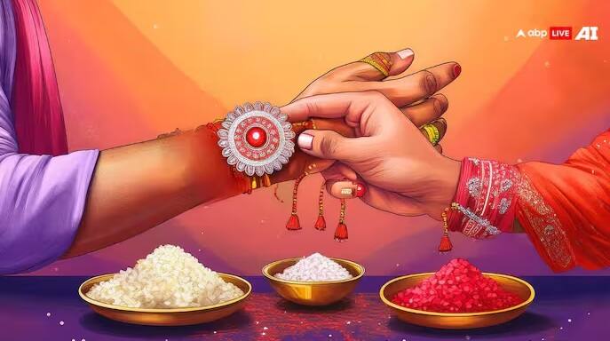 પાકિસ્તાનમાં પણ રક્ષાબંધન ઉજવવામાં આવે છે, ખાસ કરીને હિન્દુ સમુદાયમાં. જ્યાં બહેનો તેમના ભાઈઓને રાખડી બાંધે છે અને તેમની સલામતી માટે પ્રાર્થના કરે છે.