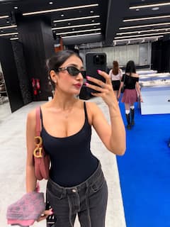 युजवेंद्र चहल ने किया था 'शुगर डैडी' कमेंट, धनश्री वर्मा ने दुबई से तस्वीरें शेयर कर क्रिकेटर को यूं दिया जवाब