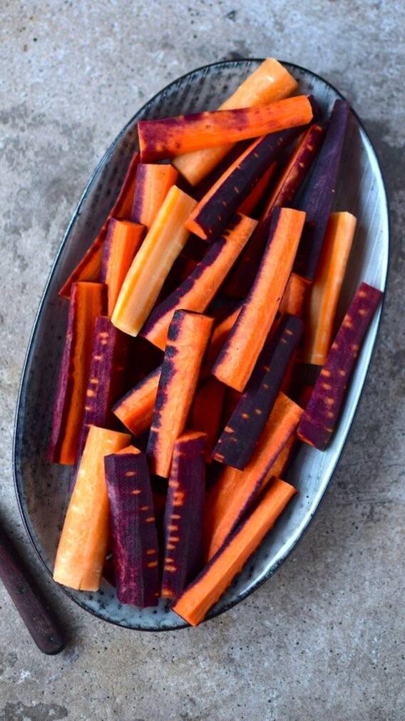 Red Carrots vs Black Carrots: Which One Is Healthier For You?