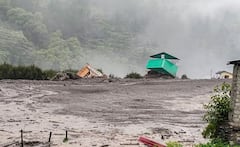 Uttarkashi Cloud Burst: વાદળ ફાટવાની ઘટનાને લઈ મોટા સમાચાર, ઈન્ડિયન આર્મીના 8-10 જવાન ગુમ