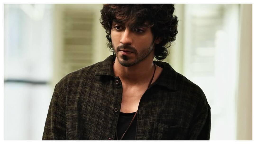 ‘He’s Losing Sleep Over Saiyaara’: Komal Nahta Says 40-Year-Old Actor Rattled By Ahaan Panday’s Debut Komal Nahta Says 40-Year-Old Actor Rattled By Ahaan Panday’s Blockbuster Debut In Saiyaara ‘He’s Losing Sleep Over Saiyaara’: Komal Nahta Says 40-Year-Old Actor Rattled By Ahaan Panday’s Debut