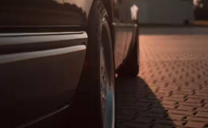 ਇਹ ਟਾਇਰ ਫਟਦੇ ਨਹੀਂ ਜਾਂ ਪੰਕਚਰ ਨਹੀਂ ਹੁੰਦੇ, ਜਿਸ ਨਾਲ ਦੁਰਘਟਨਾਵਾਂ ਘੱਟ ਹੋ ਸਕਦੀਆਂ ਹਨ। ਇਹ ਟਾਇਰ ਲੰਬੇ ਸਮੇਂ ਤੱਕ ਚੱਲਦੇ ਹਨ ਅਤੇ ਇਹਨਾਂ ਨੂੰ ਵਾਰ-ਵਾਰ ਬਦਲਣ ਦੀ ਲੋੜ ਨਹੀਂ ਪੈਂਦੀ। ਇਹ ਵਾਤਾਵਰਣ ਲਈ ਬਿਹਤਰ ਹਨ।