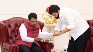 मोठी बातमी : मुख्यमंत्र्यांची 'वनतारा'सोबत बैठक, माधुरीला नांदणीला पाठवण्याची तयारी, दोघे मिळून सर्वोच्च न्यायालयात जाणार!