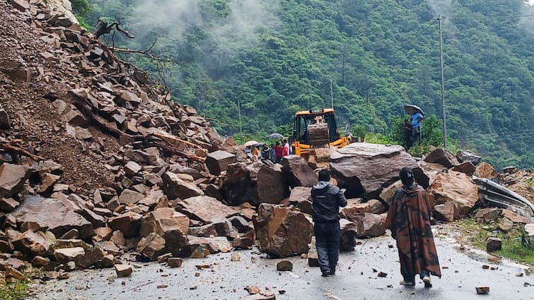 Another Body Retrieved In Dharali After Cloudburst, Rescue Operation On Another Body Retrieved In Dharali After Cloudburst, Rescue Operation On