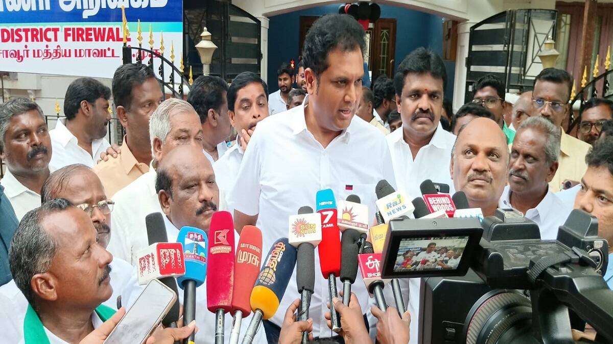 சி.வி.சண்முகத்திற்கு அரசியல் தெளிவு பிறந்திருக்கும்: அமைச்சர் டி.ஆர்.பி.ராஜா நம்பிக்கை