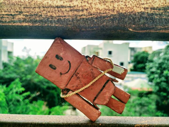 आपण खात असलेलं अन्न केवळ शरीराला ऊर्जा देत नाही तर मन:स्थितीवर देखील परिणाम करतं.