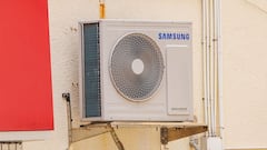 बारिश में खराब हो जाए एसी का आउटडोर यूनिट तो कैसे मिलेगा क्लेम? जान लीजिए काम की बात