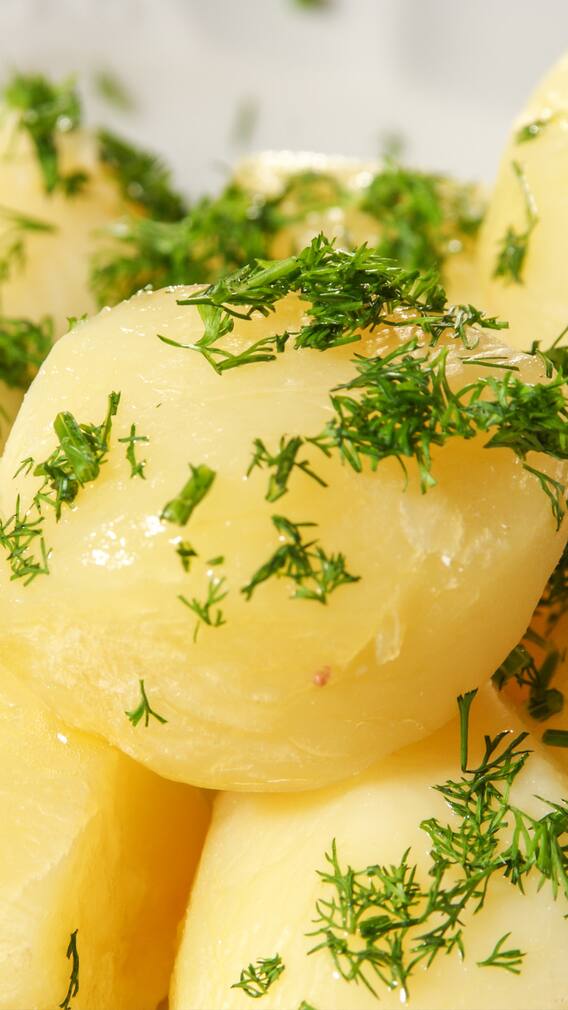 6 Surprising Health Benefits Of Eating Boiled Potatoes