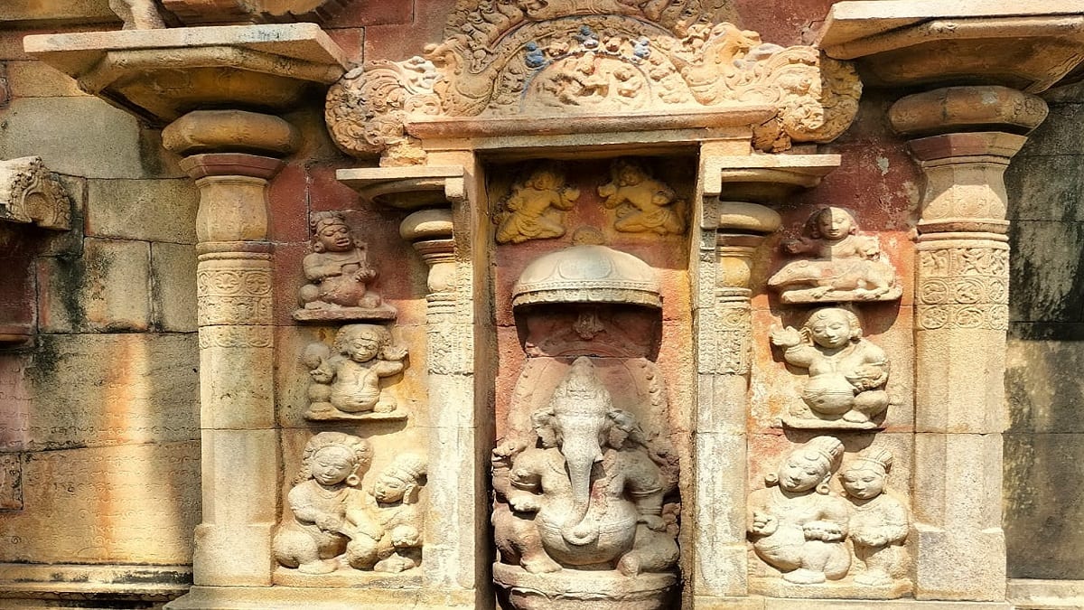 சுற்றுலாப் பயணிகளின் சொர்க்கம்! ஆச்சரியமூட்டும் கலை.. பிரமிக்க வைக்கும் தஞ்சாவூர் புள்ளமங்கை பிரம்மபுரீஸ்வரர் கோயில்