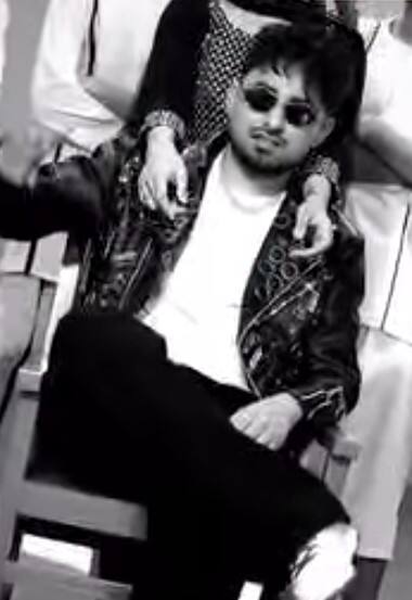 ਪੰਜਾਬੀ ਗਾਇਕ ਗ੍ਰਿਫ਼ਤਾਰ! ਇੰਡਸਟਰੀ 'ਚ ਮੱਚੀ ਹਾਹਾਕਾਰ, ਜਾਣੋ ਵਜ੍ਹਾ