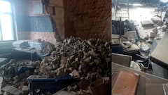 धक्कादायक! शाळेची भिंत कोसळली, विद्यार्थ्यांची दफ्तर-पुस्तकं अडकली; सुदैवाने मुले बचावली