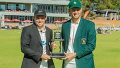 ZIM Vs NZ: आज न्यूजीलैंड के खिलाफ 'करो या मरो' के मुकाबले में उतरेगा जिम्बाब्वे, जानिए दोनों टीमों में कौन-कौन से खिलाड़ी शामिल