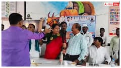 తెలంగాణవ్యాప్తంగా కార్డుల పంపిణీలో గందరగోళం- రోజుకో ప్రాంతంలో కాంగ్రెస్, బీఆర్‌ఎస్ మధ్య పంచాయితీ