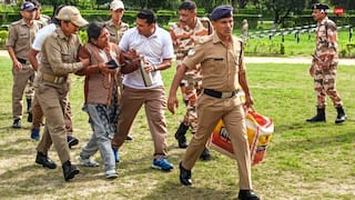 धराली आपदा में आज सुबह से 80 लोगों को निकालकर मातली पहुंचाया, चिनूक और M-17 का हो रहा इस्तेमाल