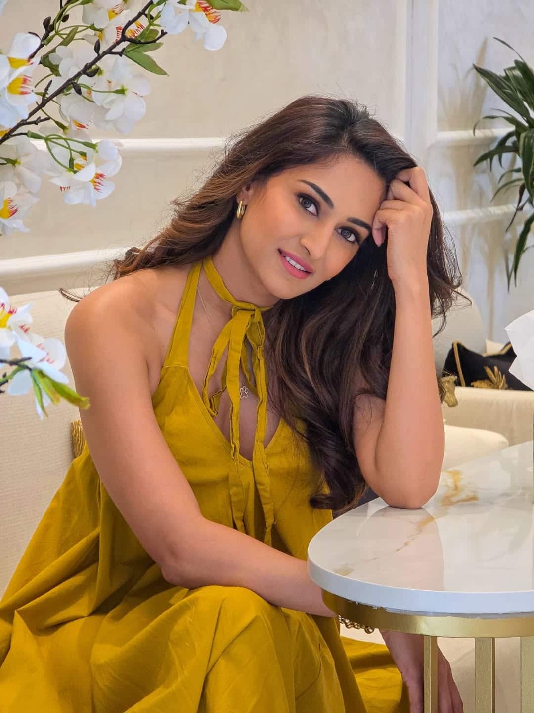All these changed me completely. Many things have changed for me. The actress said that she has gone through a very violent relationship. Their relationship reached the point where he was also physically exploited.