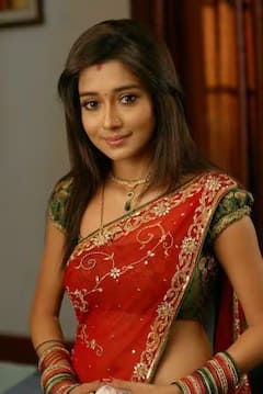 New Look: 'ઉતરન' ની સીધી-સાદી ઇચ્છાનું ગજબનું ટ્રાન્સફોર્મેશન, તસવીરો છોડાવી દેશે પરસેવો