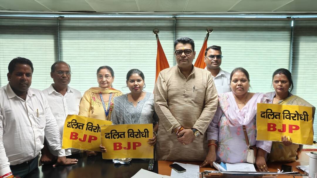 MCD मेयर के आरोपों पर AAP का पलटवार, अंकुश नारंग बोले- 'सत्ता के लालच में दलित पार्षदों के...' AAP leader Ankush Narang reply allegations of MCD Mayor Raja Iqbal Singh ann MCD मेयर के आरोपों पर AAP का पलटवार, अंकुश नारंग बोले- 'सत्ता के लालच में दलित पार्षदों के...'