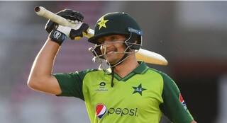 मुश्किल में यह पाकिस्तानी बल्लेबाज, इंग्लैंड में दर्ज हुआ आपराधिक मामला, PCB ने किया सस्पेंड