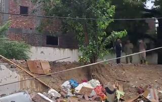 ਕਹਿਰ ਬਣ ਵਰ੍ਹੇ ਬੱਦਲ ! ਭਾਰੀ ਮੀਂਹ ਕਾਰਨ ਘਰ ਦੀ ਕੰਧ ਡਿੱਗੀ, 7 ਲੋਕਾਂ ਦੀ ਹੋਈ ਮੌਤ