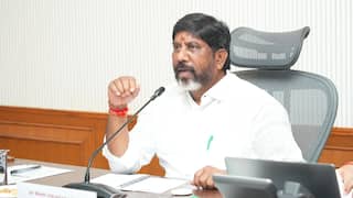 Telangana News: ప్రభుత్వ భవనాలపై సోలార్ పవర్ ప్లాంట్స్, డిజైన్స్ పంపాలని కలెక్టర్లకు భట్టి విక్రమార్క ఆదేశాలు