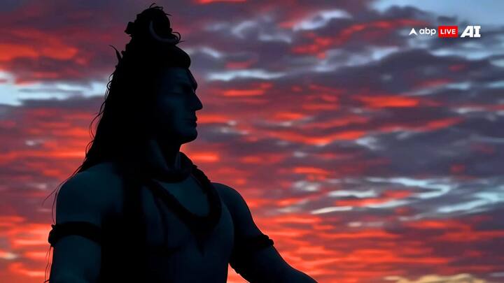 दो मुखी रुद्राक्ष- रुद्राक्ष को भगवान शिव का स्वरूप माना जाता है. सावन के अंतिम दो मुखी रुद्राक्ष की पूजा करने से शिव प्रसन्न होते हैं. सबसे पहले रुद्राक्ष को गंगाजल से शुद्ध कर लें और फिर शिवलिंग के समक्ष रखकर ‘ॐ नमः शिवाय’ मंत्र का जाप करें और फिर गले में धारण कर लें.