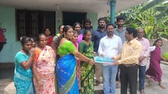 Pawan Kalyan Rakhi Gifts: పిఠాపురంలో 1500 వితంతు మహిళలకు రాఖీ కానుకలు పంపిన పవన్ కళ్యాణ్