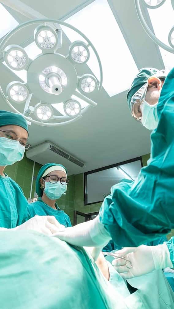 एम्स की फीस कितनी है?