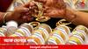 Gold Price Today : পূর্ণিমায় ঘরে আনুন সোনা, জেনে নিন আজ বাংলায় সোনার দাম কত