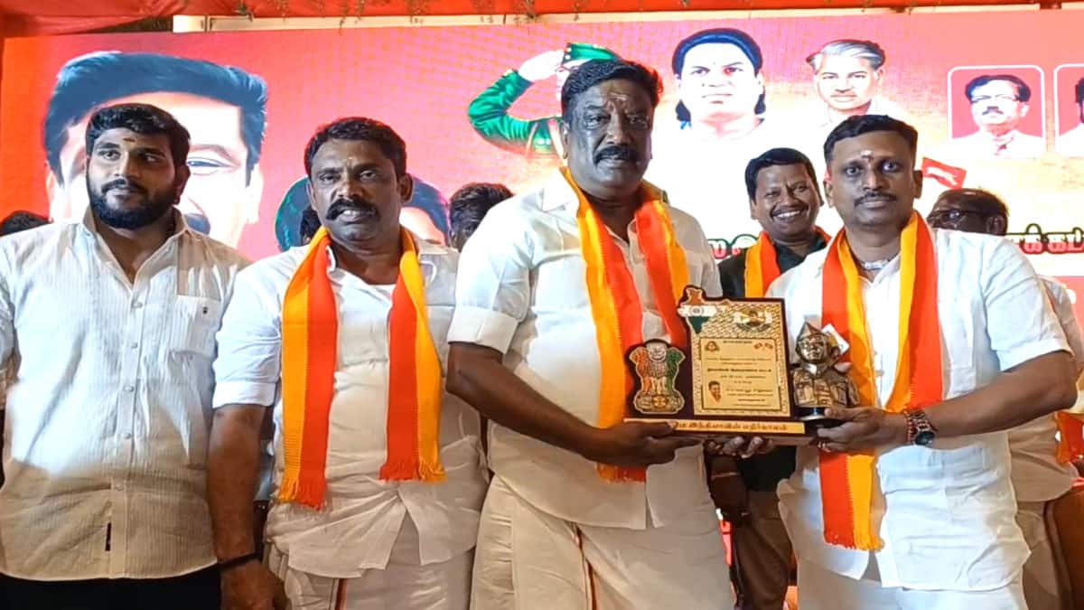 அதிமுக-வை எச்சரித்த ஃபார்வர்டு பிளாக்: அரசியலில் அடுத்த பரபரப்பு... காரணம் இதுதான்..!