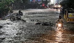 रक्षाबंधन पर जमकर बरसे बदरा... दिल्ली में 200 से ज्यादा उड़ानें प्रभावित, यूपी-बिहार में मौसम विभाग का अलर्ट