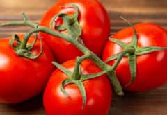 किचन के कोने में पड़ी इन चीजों को लगाने से दाग-धब्बे होंगे कम, फ्री में चेहरे की बढ़ेगी खूबसूरती