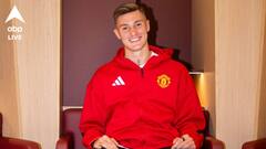 ম্যাঞ্চেস্টারে নতুন স্ট্রাইকার, দীর্ঘ জল্পনার পর ইউনাইটেডের হয়ে সই করলেন বেঞ্জামিন সেসকো