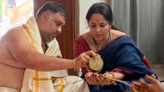 Anasuya Bharadwaj: శ్రావణ మాసం... రాఖీ పౌర్ణమి... శ్రద్ధగా పూజలు చేసిన అనసూయ కుటుంబం