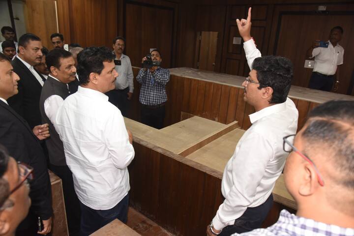 येत्या 18 ऑगस्टला हा बेंच प्रत्यक्षात सुरू होताना कोल्हापूरसह शेजारील पाच जिल्ह्यांमध्ये आनंदोत्सव साजरा केला जाईल, असेही त्यांनी सांगितले.