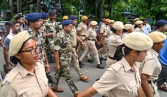 R G Kar Protest : গতবছর ৯ অগাস্ট অভয়ার দেহ উদ্ধারের এক বছর পার, কোথায় দাঁড়িয়ে তদন্ত? কোন পথে এগিয়েছে বিচার? একনজরে